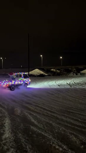 🚗 Christmas Drift: Holiday Wheels on Fire! 🔥#DrumAndBass #ChristmasDrift #WinterWheels