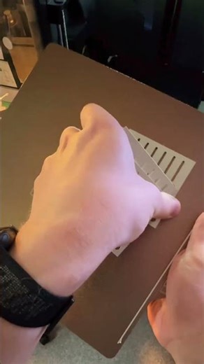 This 3D Print Turns Sticky Notes Into Perfect To-Do Lists 📝