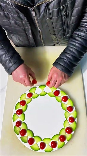 Simple plating tutorial #Fruit and vegetable shaping #Plating skills