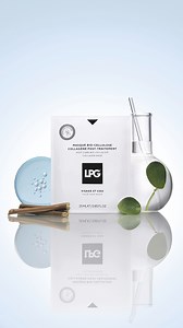 #BestSeller | 💧Redécouvrez le Masque Bio-Cellulose Collagène Post-Traitement, l'incontournable pour une peau revitalisée ! Son utilisation est simple 🔍 ⏳ Appliquez-le sur une peau propre et sèche, laissez agir pendant 20 minutes, puis retirez délicatement. 💆‍♀️ Massez l'excédent de sérum pour une absorption optimale. 💧 Idéal pour redonner éclat et souplesse, il aide à maintenir fermeté et élasticité grâce à sa formule au collagène ! 🎬 Merci à Dorothée Levy, Responsable Cosmétiques du Groupe