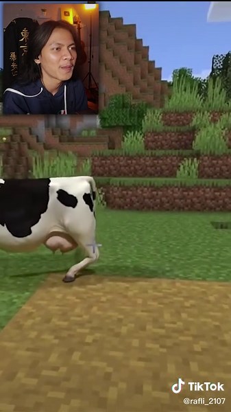 Ultra Realistic Cow in Minecraft | Super Realistic Gameplay