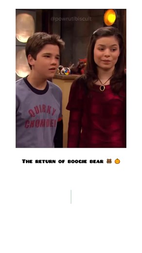 Muffinview on Instagram: "iCarly is a popular teen sitcom that follows Carly Shay, a creative and kind-hearted teenager who unexpectedly becomes an internet sensation after launching her own web show. Alongside her quirky best friends Sam Puckett and Freddie Benson, Carly produces hilarious online content filled with skits, jokes, and random challenges. The show captures the fun and chaos of early internet culture, highlighting how creativity and friendship can turn simple ideas into something v