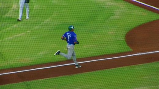 ¡Doblete de Michael Robles para producir la cuarta carrera de nuestro equipo! 🔥🔥🔥 | Bravos de León