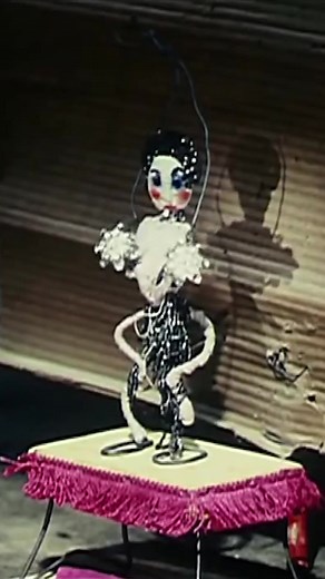 Welcome to Alexander Calder's Circus 🎪🤡🦁 This beloved artwork features an elaborate troupe of over 70 ingeniously articulated animals, clowns, and acrobats, plus nearly 100 accessories such as nets, flags, carpets, and lamps. Beginning in 1927, the artist would choreograph his circus for audiences in Paris, New York, and elsewhere. His audience would sit on a low bed or crates, munching peanuts and using noisemakers while Calder choreographed, directed, and performed Calder's Circus, narratin