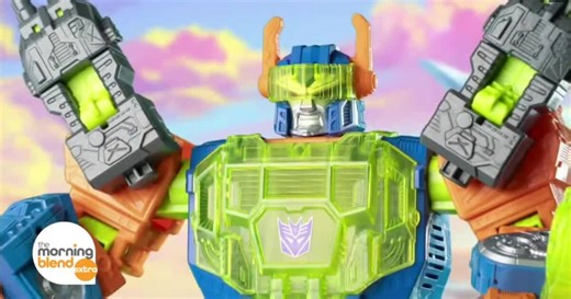 Blend Extra: Toy Expert Shares the Must-Have Toys This Holiday Season!