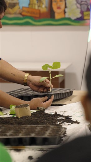 Grab x ARK opened new doors for drivers, riders, and delivery-partners — sharing farming skills that can help them build sustainable livelihoods.💚🌱 | Grab