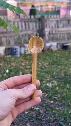 carving a s spoon #carving #wood #woodscraft #woodworking