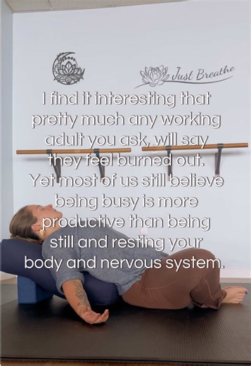 So many adults are carrying a quiet, constant burnout. Pushing through full schedules, emotional weight, and endless expectations. What we often forget is that rest isn’t a reward, it’s a reset. Taking time for stillness, even in small moments, helps calm your nervous system and bring you back into balance. When you slow down on purpose, your body finally gets the message that it’s safe to exhale, and that’s where real healing from burnout begins. • • #mindfulmoments #burnoutrecovery #destress #