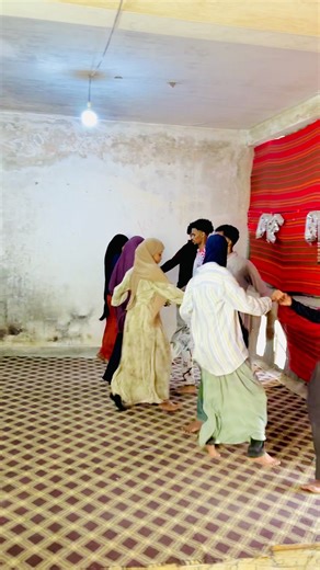 Explore Somalian Dance and Music