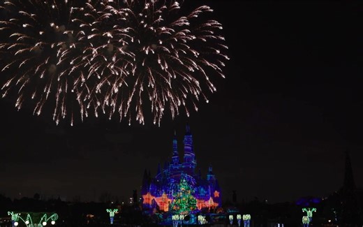 3.8K views · 44 reactions |  Welcome a sparkling 2026 in front of #ShanghaiDisney's Enchanted Storybook #Castle with a spectacular #fireworks show! Share this #magical moment with the ones you love. #Disney #Disneyfireworks | Shanghai Let's meet | Facebook