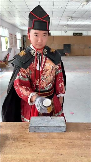 中国功夫大师丨飞牌绝技丨气功Chinese Kung Fu Master丨Flying Cards Skills丨Qigong#搞笑#功夫#funny#kungfu