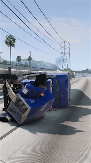 Swift truck crashes and flips on the freeway #epiccrashes #crash #beamngdrive