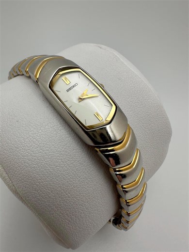 Vintage Seiko Women’s Quartz Watch 1F20-6H49 Japan | Two-tone Petite - Etsy