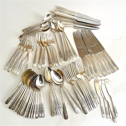 WM. A. Rogers 1939 Silverplate, Oneida Ltd. Stainless Flatware, Celebrity Wild Rose Pattern, Service for 6 , 84 Pieces Total - Etsy