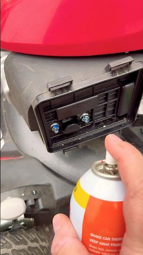 How to quick fix your lawn mower if it won’t start.