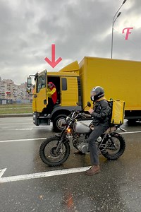 Journée froide, cœurs chauds : Le gant du chauffeur de camion en cadeau | Fabiosa France