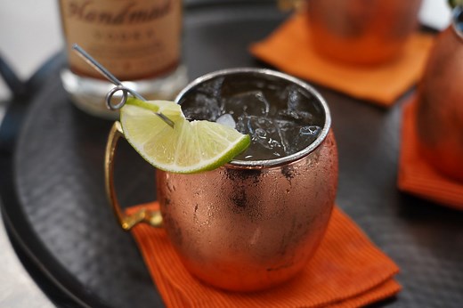 How to Host the Perfect Fall Happy Hour