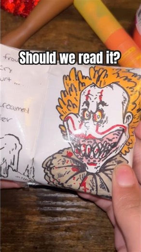 I Made a Pennywise Christmas Paper Squishy Book 😳🎄 | The Clown Who Lost Its Frown