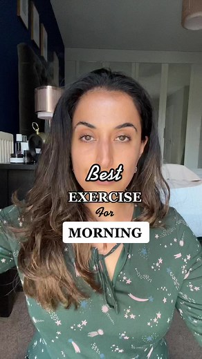 The best exercise to energise your face in the mornings. Lifts…tones…sculpts all 57 muscles in the face and neck. Whilst boosting collagen and elastin as well as helping to depuff and improve radiance all within 5 mins. 🙌🏽 try it now and thank me later!! #fyp #faceyoga #naturalfacelift #faceexercises #faceworkout #facefitness #facetraining #depuffyourface #sculptyourface #morningroutine #morningfaceworkout #glowup #viral #reviverooms #explore