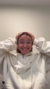 O.M.G I’m on a Times Square Billboard?!?! 🤯✨💗 Catch me on the big screen!!! Tag me if you see it! 💥🎶 @kidzbop @timessquarenyc | Savvy ASL