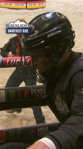 PBR on Instagram: "Paulo Rossetto brought Chicago to life with an 88.75 ride on Chicken in Black 😮‍💨⁣ ⁣ #UnleashTheBeast | @buschbeer"