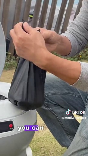 Exploring the LE3 Portable Dry Flush Toilet