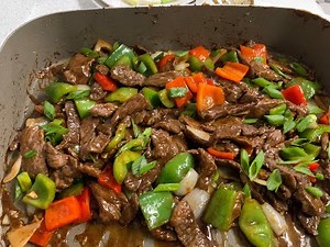How we make Easy Delicious Pepper Steak | Cooking with Rona & Family |#Polytubers