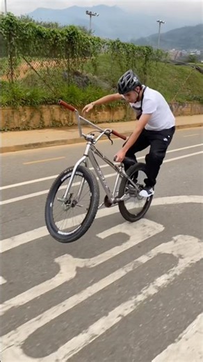 Mira😱🥲 #bike