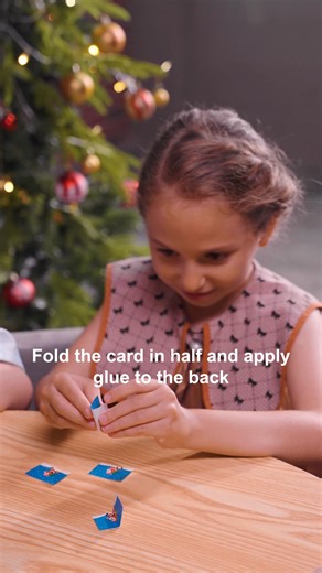 【DIY Paper Circuit ⚡🔋 Santa on the Run 🎅🏼🎄 STEAM Activity】 This Christmas, why not create a fun and festive hands-on activity with your kids? ✨ With just a simple paper circuit DIY, kids can spark their creativity while learning the basics of electricity⚡ ...all with laughter and joy! Let's have a heartwarming STEAM moment with GP and your family this holiday season! 🏠 Follow the steps below to create【Santa on the Run 🎅🏼Paper Circuit】: 1. Color the Santa Claus paper card 2. Fold the card 