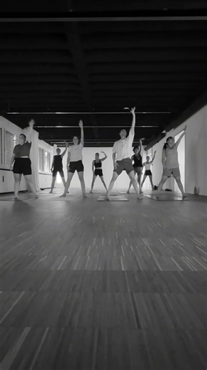 Yoga Dance Flow - Canción del Mariachi