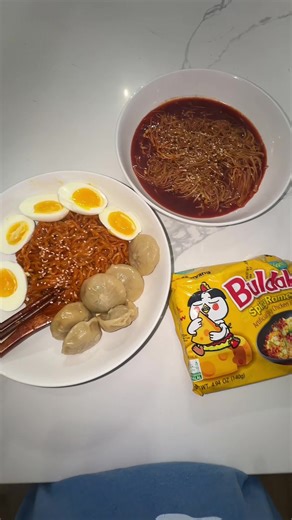 Delicious Girl Dinner Ideas Featuring Dumplings and Noodles