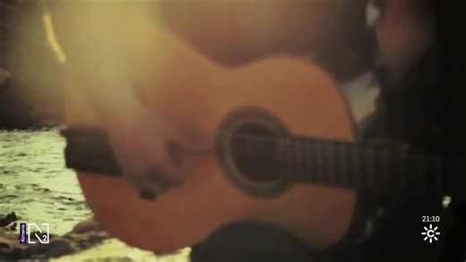 'Bajani', la guitarra flamenca de la mano de Trueba y Niño Josele Bajañí significa guitarra en caló. Fernando Trueba ha titulado así una película musical centrada en el viaje del guitarrista almeriense Niño Josele 🌐 http://csur.red/kPny50Y4KnX | CanalSur Noticias