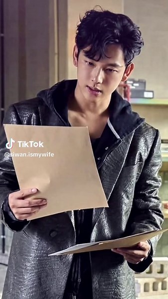 The Merciless: Yim Si-wan's Unforgettable Moment