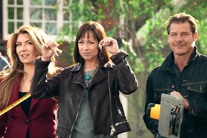 2 neighbors. 2 rooms. 2 days to make design magic ✨. See what tricks they have up their sleeves when #TradingSpaces returns TONIGHT at 8/7c! Say "Trading Spaces" into your Contour voice remote or watch on any device on the Contour app! http://bit.ly/WatchOnContour | Cox