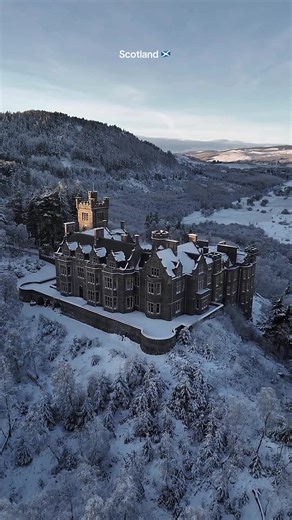 Experiencing Winter Snowfall in Scotland