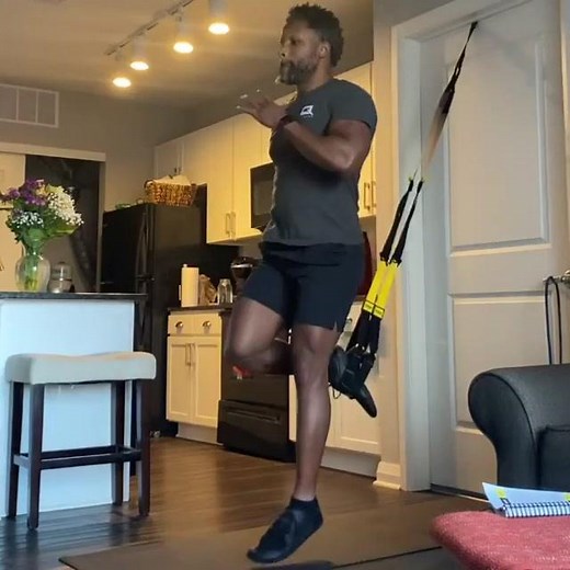 15K views · 512 reactions | #TRXFreestyleFriday: Start your weekend off sweaty and strong! Build muscle and increase strength with this TRX lower body circuit. 1️⃣ TRX Jump Lunges 2️⃣ TRX Lunge Saw 3️⃣ TRX Swimmer Starts : IG qfitnesstraining More #TRX: trxtraining.com/live #SuspensionTrainer #TRXforANYBODY | TRX Training | Facebook