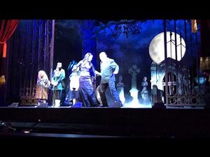 Primer musical de Los Locos Addams presentación a prensa.