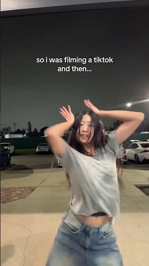 texty with my bestie w/ tammy wu #girlset #littlemiss #dancecover