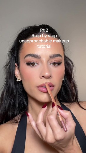 Pt 2 step by step tutorial on the unapproachable makeup look 😇 Products @Huda Beauty cherry blossom powder @YSL Beauty couture clutch eyeshadow palette @NYX Cosmetics black epic ink eyeliner @Lancôme teint idole mascara @ArdellBeauty 420 lashes @Rare Beauty brown eyeliner @Patrick Ta Beauty shes passionate blush and blushing lipstick @Physicians Formula butter bronzer @makeupforever anywhere caffeine lip liner @Original Beautyblender setting spray #makeuptutorial #makeupvideos #makeuptikok #una