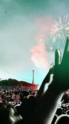 ‘All Around The World’ was released 28 years ago this January. A new visualiser is now available on YouTube! Where, around the world, have you seen the band play? 🎬: https://OasisMusic.lnk.to/aatwvisualiser | Oasis