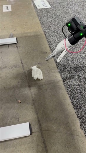 Trash pickup CES 2026