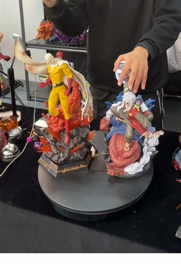 New Guy in the Store: Anime Edition