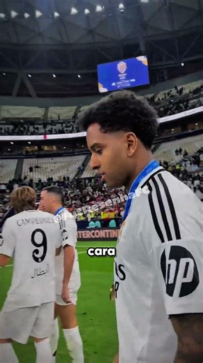 Quem deveria substituir o Neymar na seleção?? comenta aqui #neymar #seleçãobrasileira