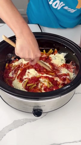 Crockpot baked ziti – easy family dinner recipe