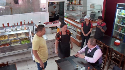 32M views · 436K reactions | Pé de Fava restaurante e cachaçaria, mas só tem uma cachaça.  | Pesadelo na Cozinha | Facebook