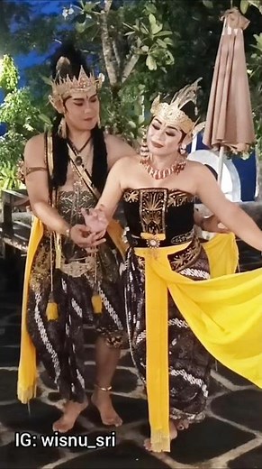 TARI KARONSIH Javanese Indonesian Dance #shorts #fyp