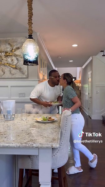 #ad We’ve been prioritizing safer hydration, by using the @Brita Pitcher with Elite filter for great-tasting water without single-use plastic water bottle waste. Be sure to hydrate this Spring by maximizing your water intake! Use the link in our bio to shop the #Brita Pitcher with Elite Filter.