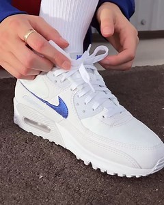 Lace up and feel the legacy. Produced at the intersection of art, music & culture, this champion running shoe helped define the ‘90s. Nike Women's Air Max 90 White/Silver Sneaker in UK3-8 for R2799.95 in-store, mobi app & online: https://bit.ly/3iKm2sA | sportscene