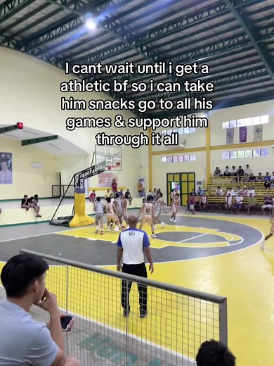 Supporting My Athletic Boyfriend in Basketball - Where's the Trophy?