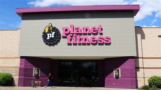 Planet Fitness loses $400M in value over transgender row